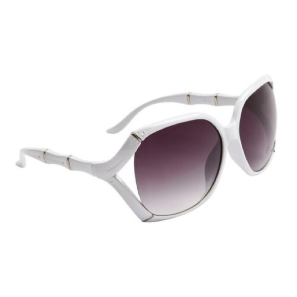 Two for $30 sunglasses comes with hard case - Picture 3 of 6